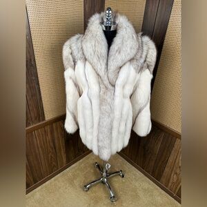 SAGA FOX “ GUARANTEE OF QUALITY” BLUE & WHITE FOX FUR COAT JACKET SIZE LARGE